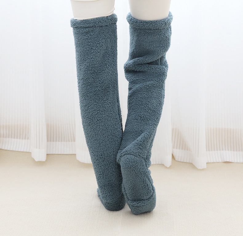 Over Knee High Fuzzy Long Socks – Vintervarma och Mysiga Strumpor